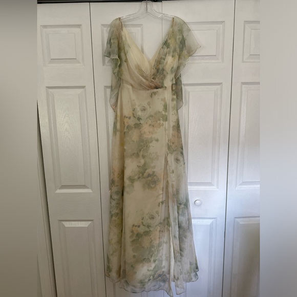 Jenny Yoo Alanna Chiffon Bridesmaid Dress in Ivory Sage Vintage Floral - Picture 2 of 6